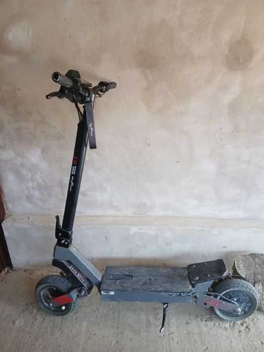 Trotineta myria Road Traveller XT