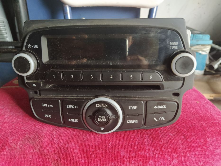 Продам автомогнитолу