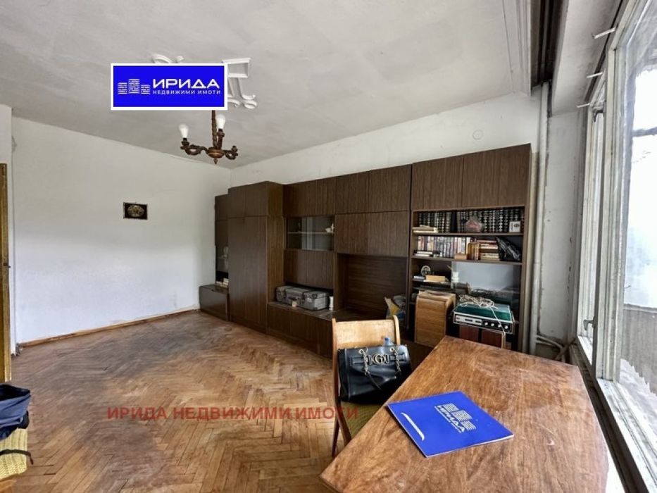 Тристаен апартамент в Гоце Делчев