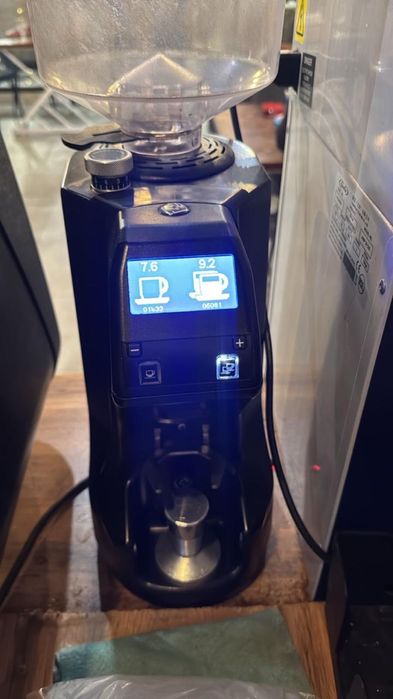 Кофе машинка simoneli