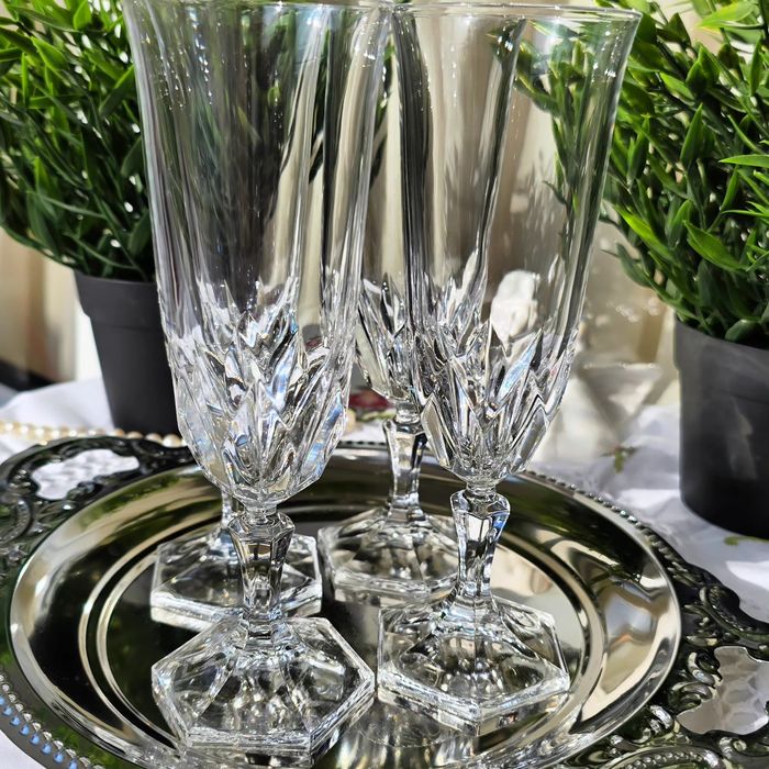 Кристални чаши за шампанско