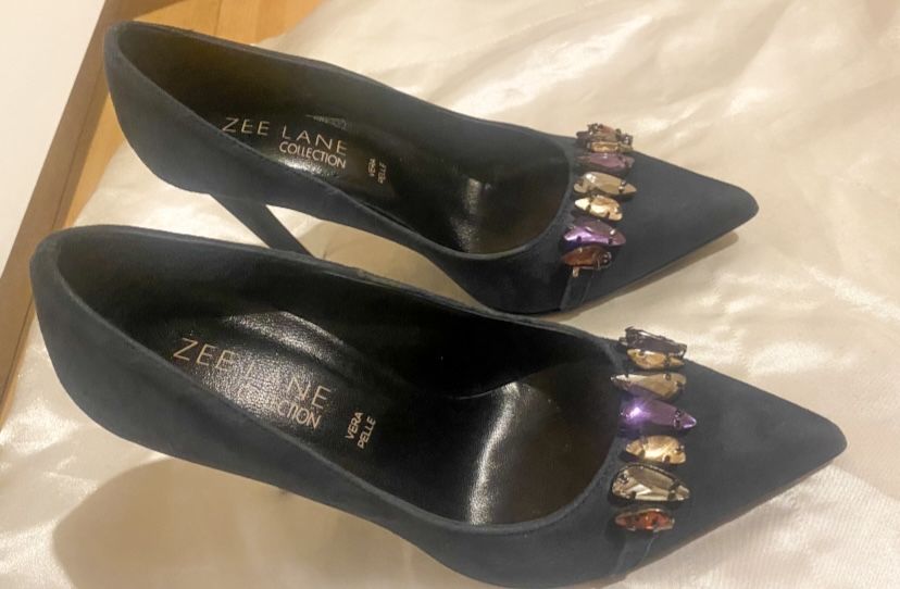 Дамски обувки токчета