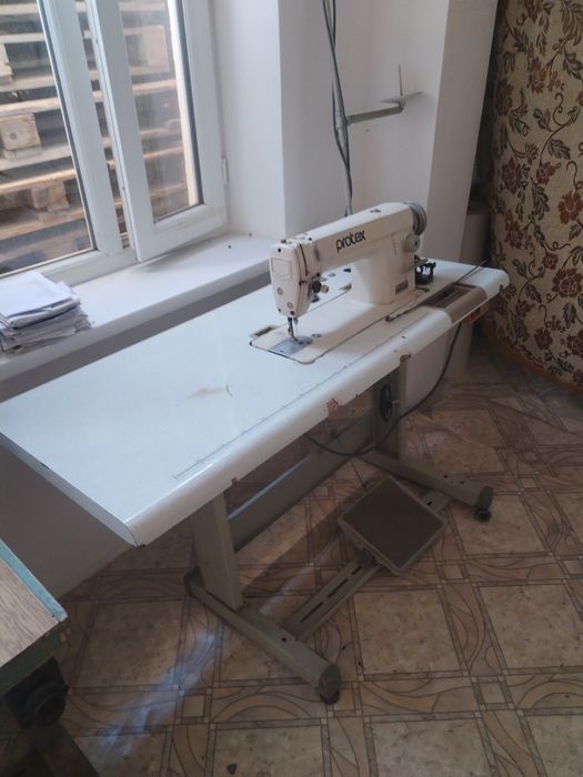 Швейная машина и оверлок