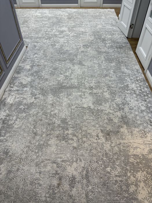 2 кілем сатылады. 20000