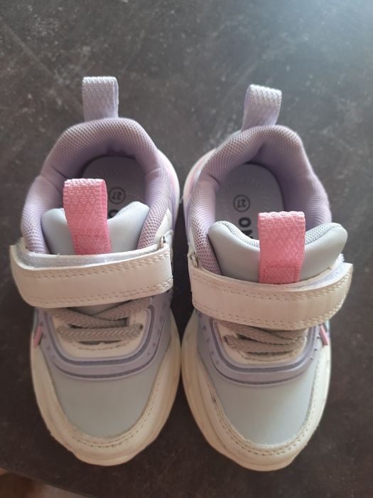 Новые Детские кросовки