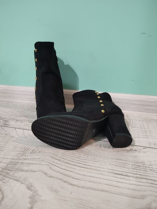 Дамски черни боти велур - нови
