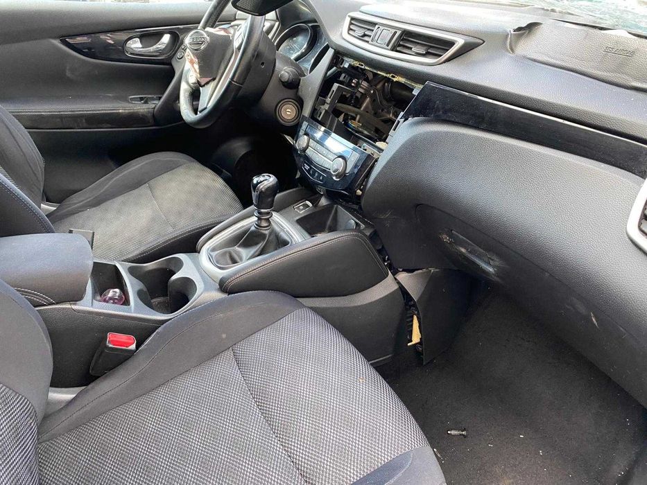 dezmembrez nissan qashqai 2017 cod motor K9K e6/usa fata/usa spate