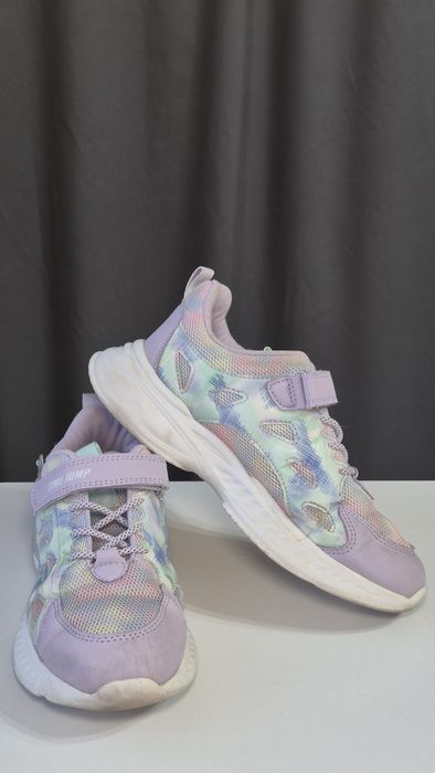 Кроссовки для девочки 35