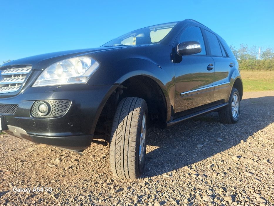 Vând Mercedes ML 320 4MATIC
