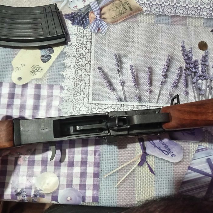 Автомат калашников 47