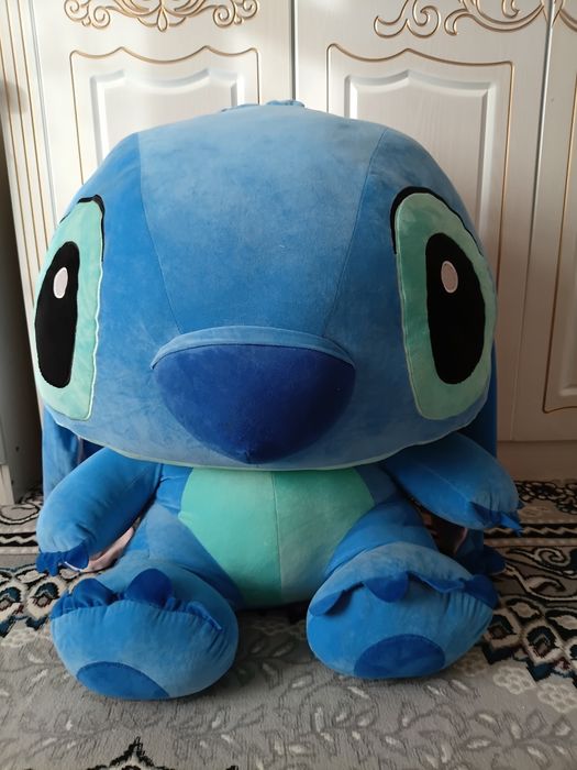 Stich oyinchoq sotiladi