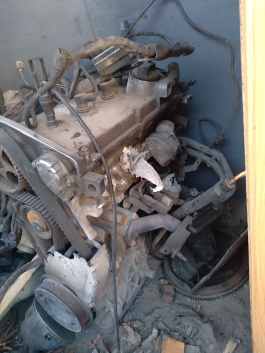 Продам мотор на ауди гольф 4