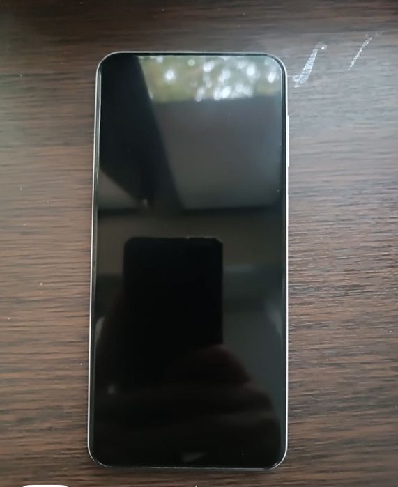iPhone SE-Samssung A23