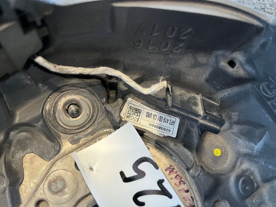 Оригинален Волан Audi A6 C6 Q7 4L S Line 4F0419091CA ном 125