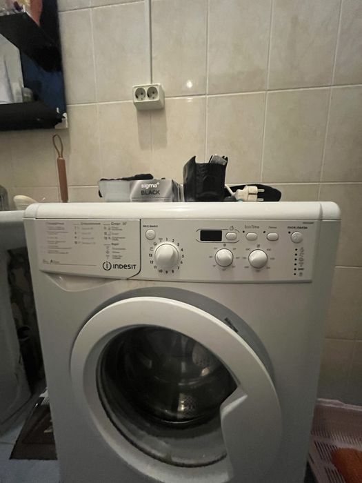 Стиральная машина Indesit 5 кг