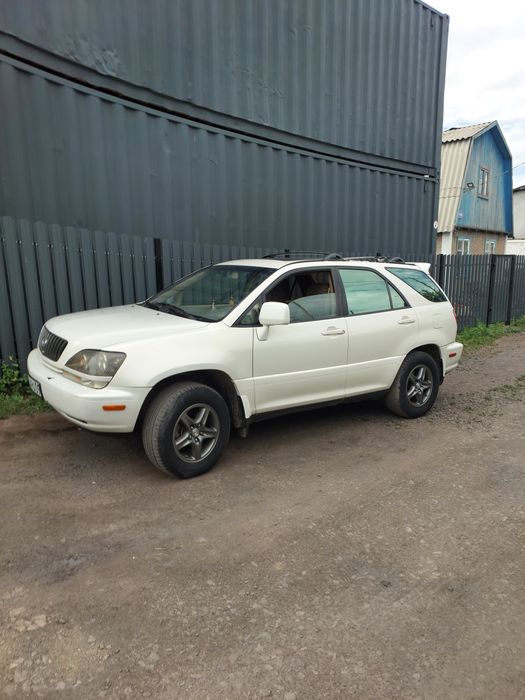Lexus RX300,2000 г.в.