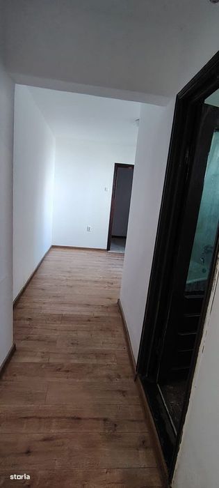 Apartament 2 camere renovat la parter