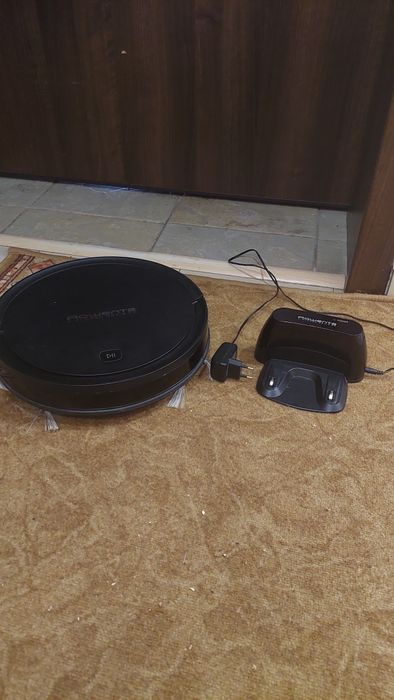 Продавам робот прахосмукачка Rowenta X-Plorer Serie 50
