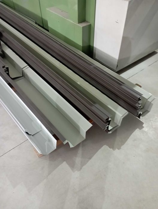 Обшивки от ламарина за покриви  и термопанели