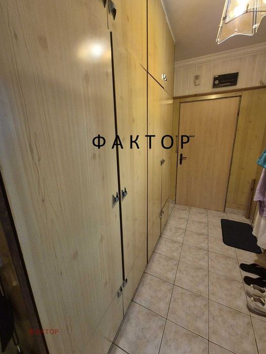 Многостаен апартамент в К. Париж