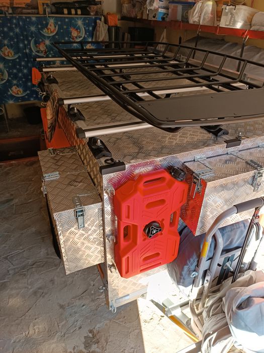 Продам прицеп  для выезда на отдых.