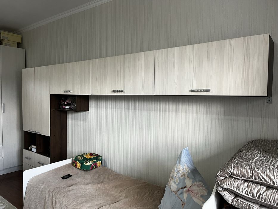 Продажа шкафчик с полкой