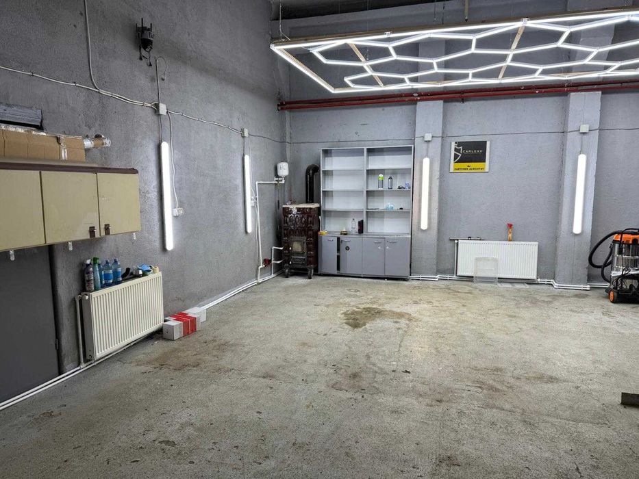 Inchiriez garaj zona Bartolomeu