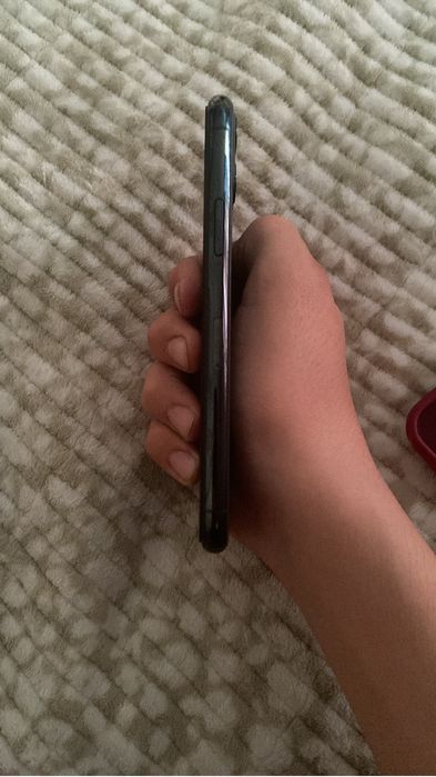 Продам iPhone 11 Pro