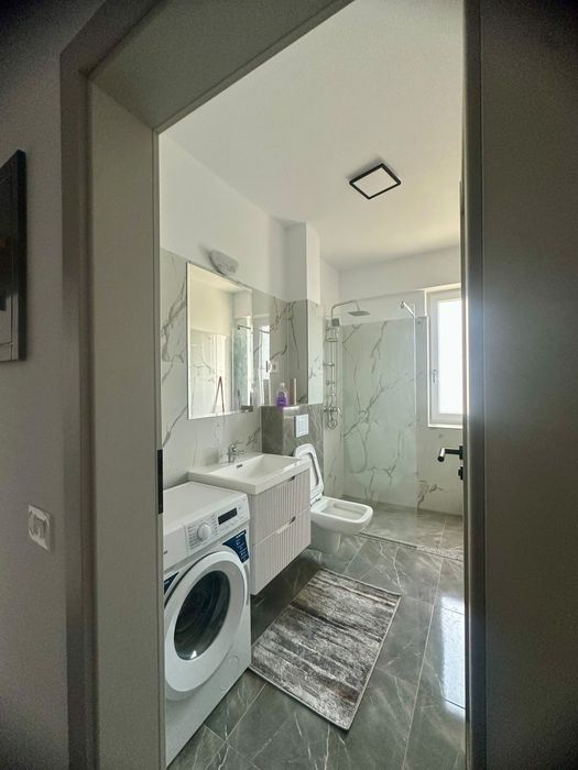 Proprietar Închiriez apartament 2 camere Nou