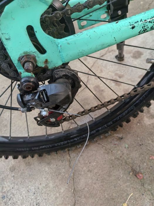 Продам велосипед требуется ремонт  не большой