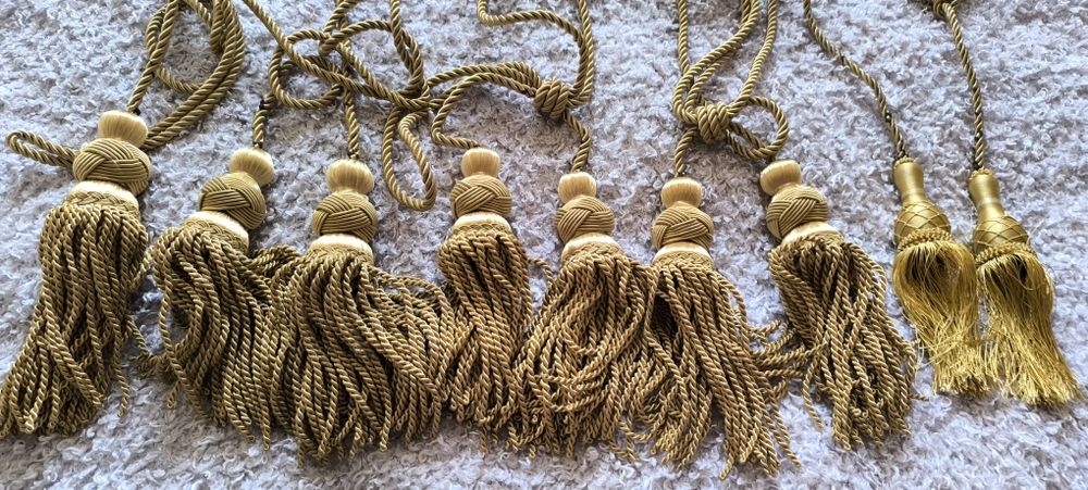 Держатели для штор кисти