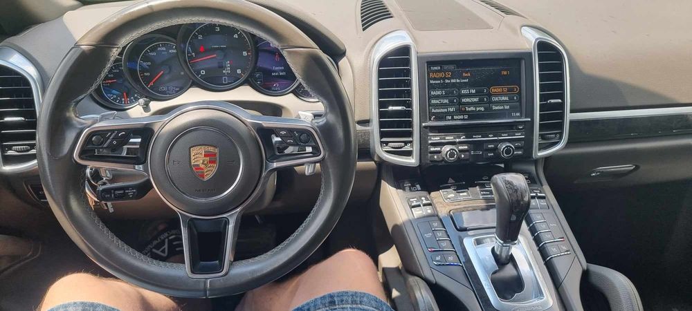 Porsche cayenne 3.0 262 cp