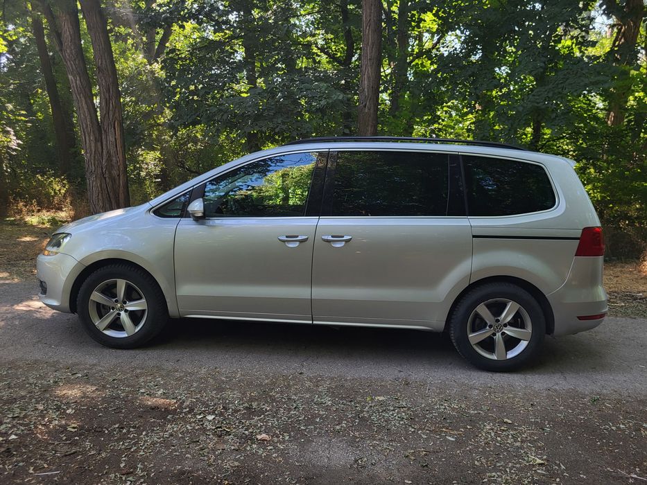 VW Sharan 2011година АВТОМАТ