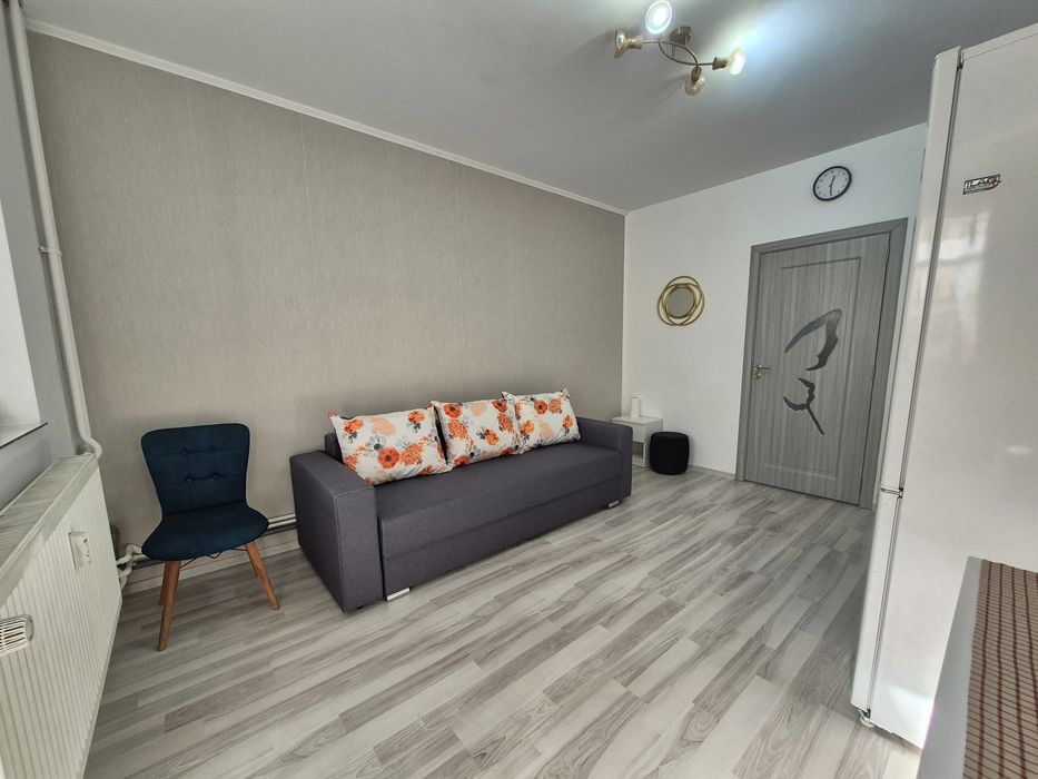 Inchiriez garsoniera, zona C-tin Brancoveanu