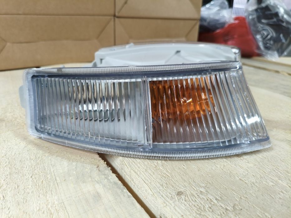 Продаю туманки Тойота Марк/MARK 2