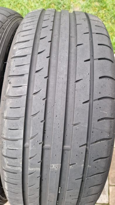 Anvelope vara 215 50 R 18 Falken