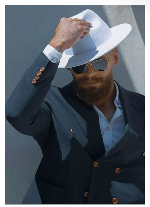 Шляпа мужская белая