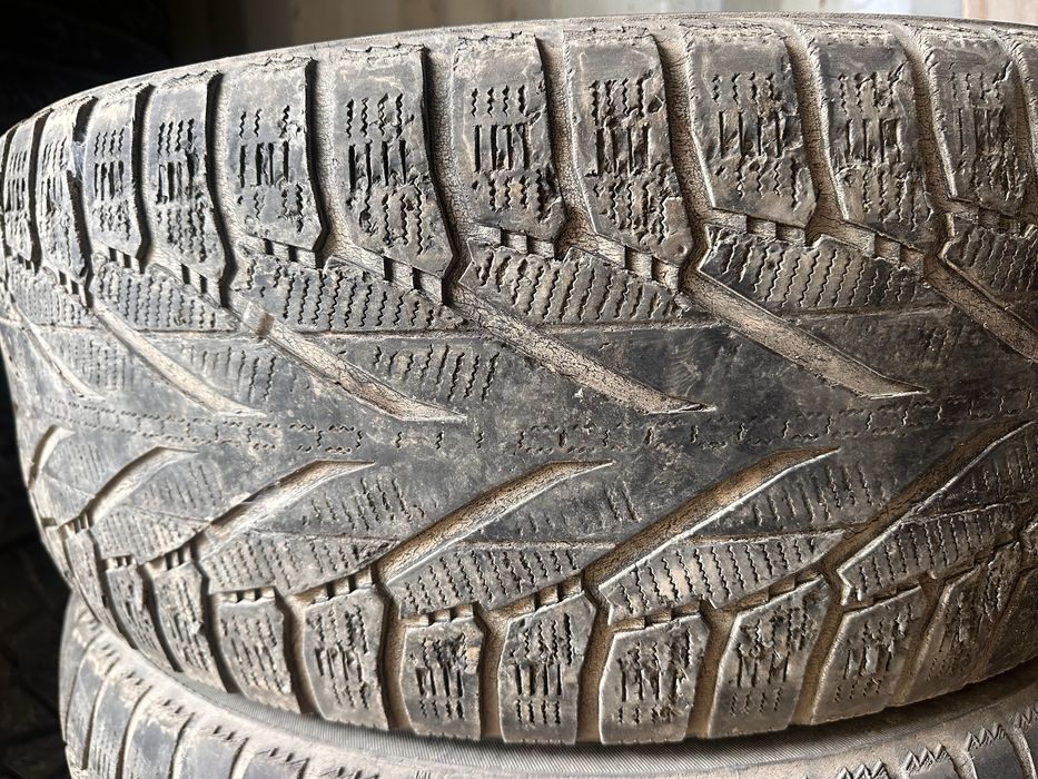 Шины 285/60R18 (2шт)