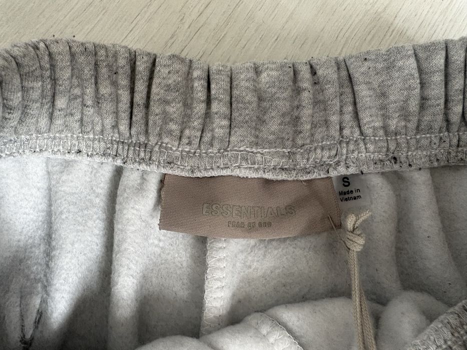 Pantaloni essentials gri S