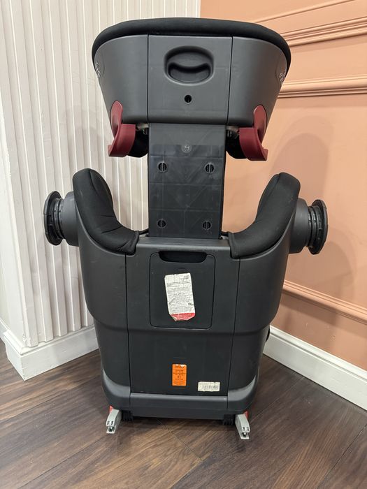 Продам автокресло britax Roemer KIDFIX2 S