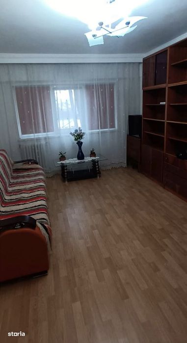 Apartament Faleza Nord, 3 camere decomandat, 2 bai, bucatarie separata