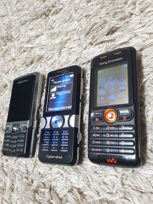 Sony Ericsson C 702 , K 550i si W 200i Walkman+Nokia 200