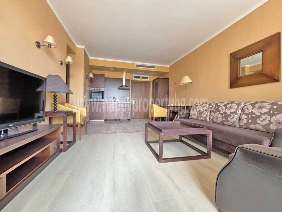 Продава се Двустаен апартамент в к.к. Слънчев бряг - 69 кв.м за 1283 €/кв.м - Снимка #3