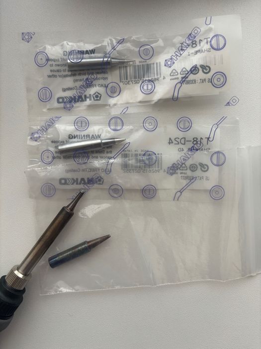 Statie de lipit Hakko FX-888D plus capete suplimentare, varianta US