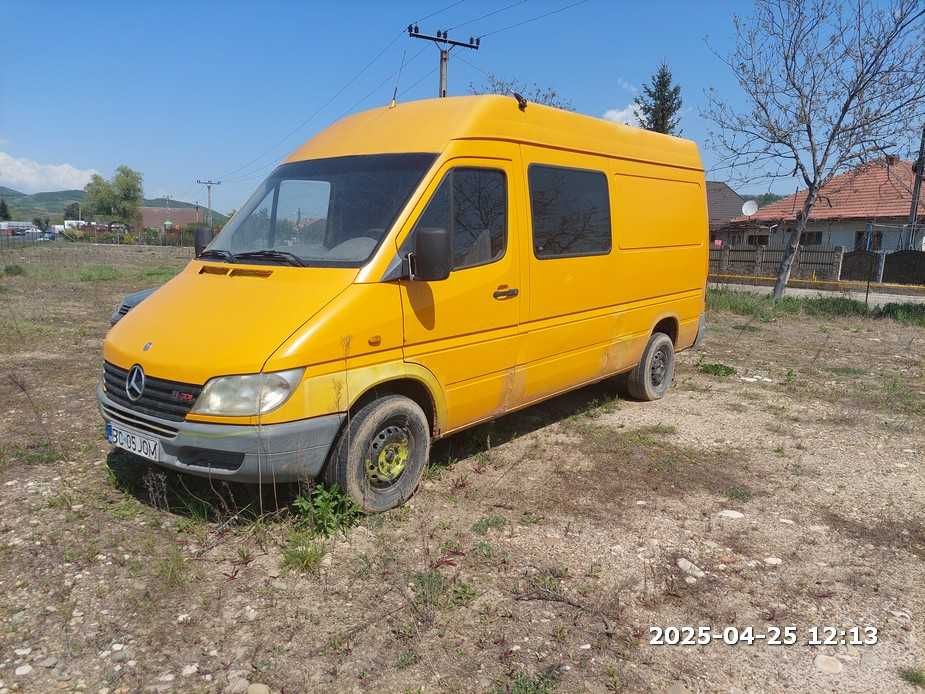 Dotări magazin, rafturi, vitrine, tejghele, mobiler comercial