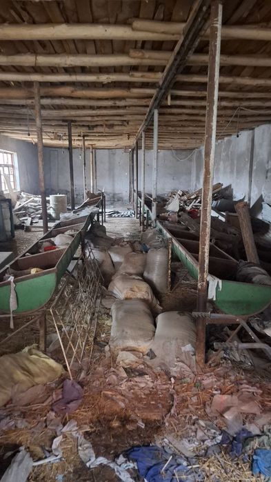 Назарбек,тарновда репром кочада ховли сотилади 4 хона уйи 2