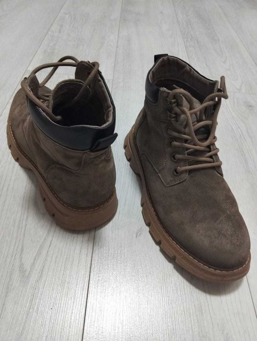 кожаные демисезонные ботинки