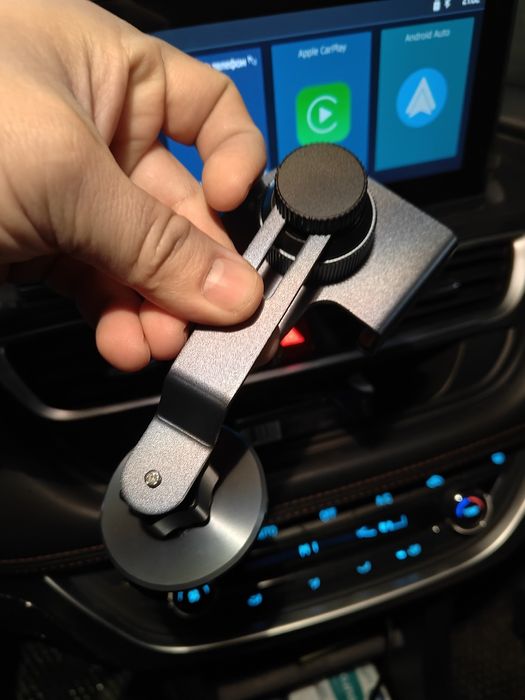 Автомобильный держатель телефона