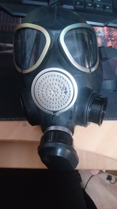 Продам противогаз ПКМ2