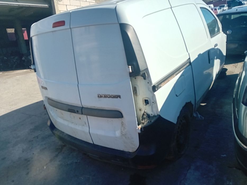 Piese,Uși spate dacia dokker 2014